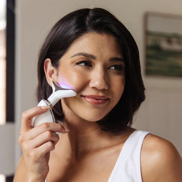 Scultor31™ | Tecnología Anti-Edad: Microcorrientes, Luz LED y Termoterapia para Rostro y Cuello